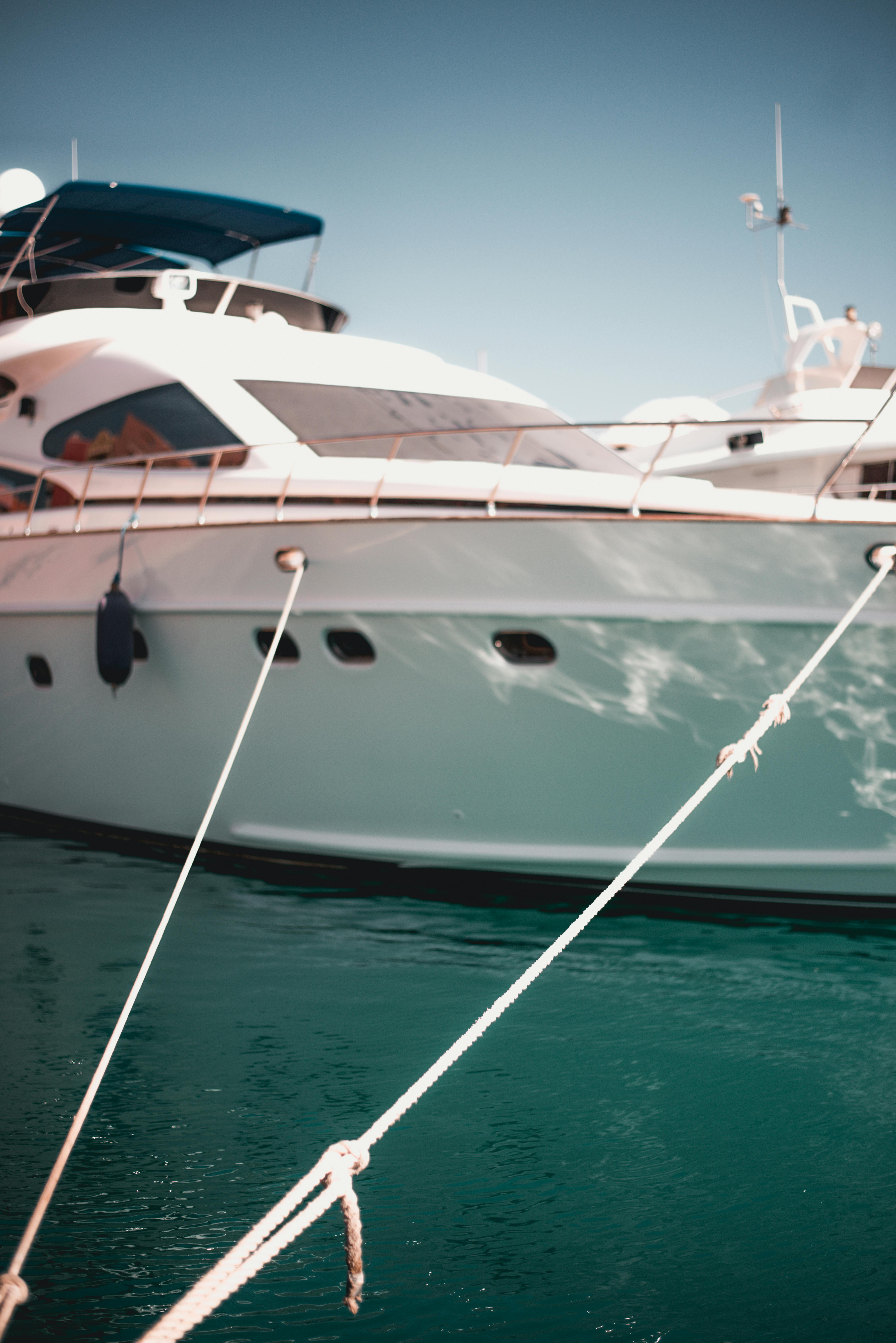 Yacht B